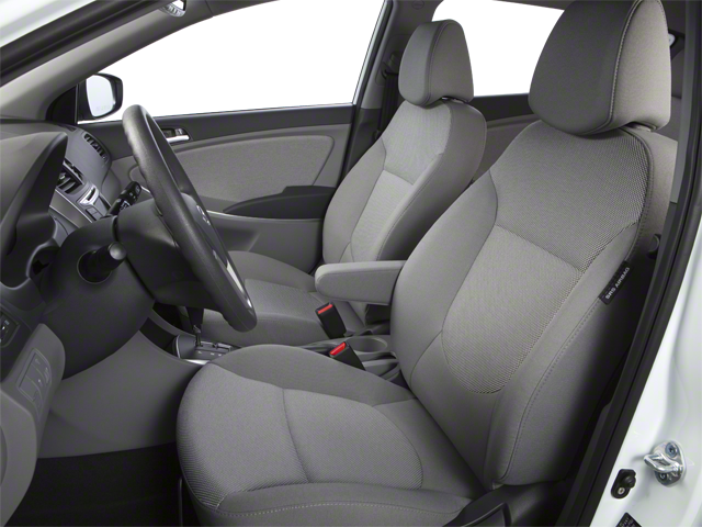 2012 Hyundai Accent 5-Door GS