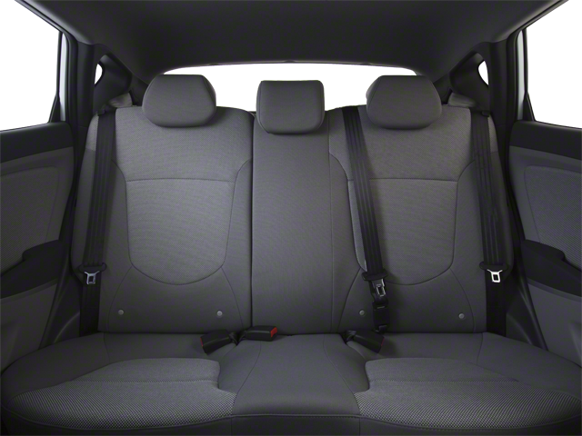 2012 Hyundai Accent 5-Door GS