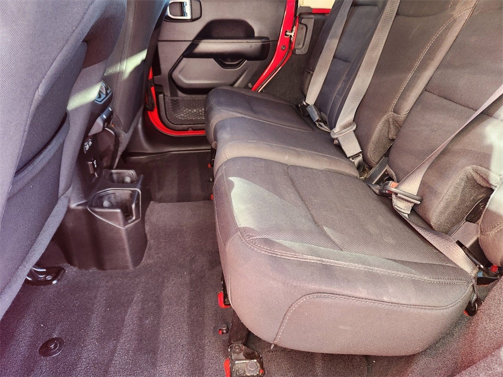 2022 Jeep Wrangler Unlimited Sahara 4x4