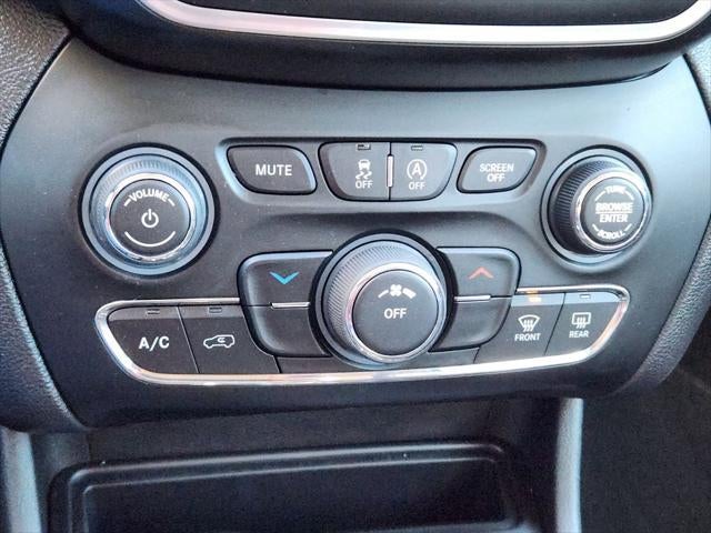 2020 Jeep Cherokee Latitude Plus FWD