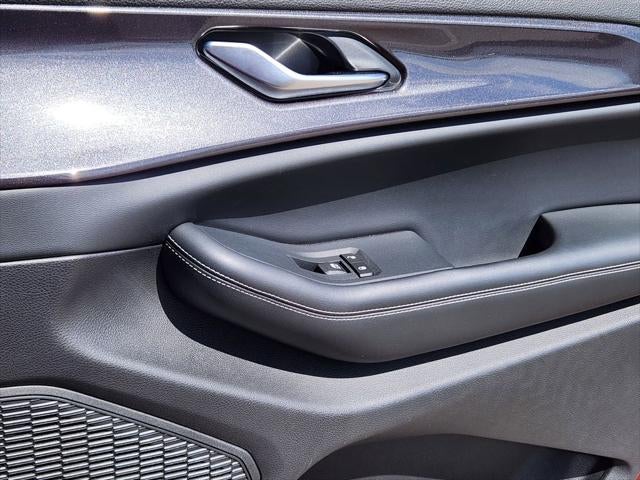 2023 Jeep Grand Cherokee Laredo 4x4