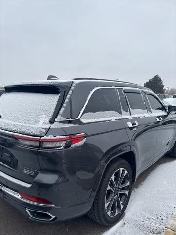 2022 Jeep Grand Cherokee Overland 4x4