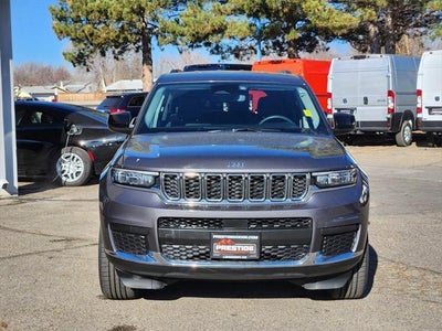 2023 Jeep Grand Cherokee L Laredo 4x4