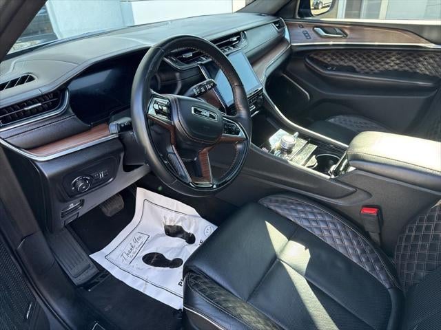 2025 Jeep Grand Cherokee L Summit 4x4