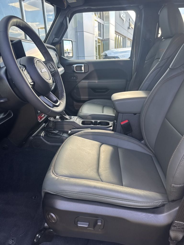 2025 Jeep Gladiator Mojave 4x4