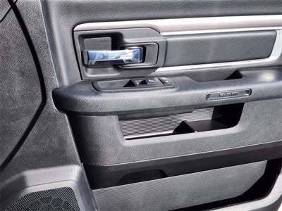 2024 RAM 1500 Classic Warlock Crew Cab 4x4 5'7' Box