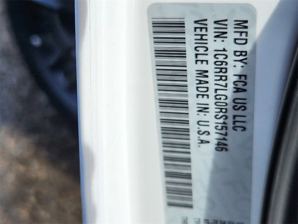 2024 RAM 1500 Classic Warlock Crew Cab 4x4 5'7' Box