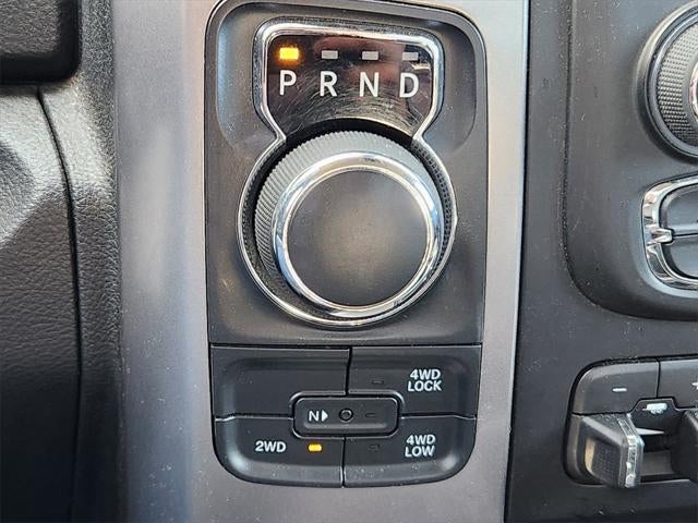 2023 RAM 1500 Classic SLT Crew Cab 4x4 5'7' Box