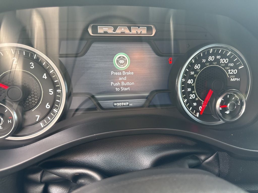 2025 RAM 1500 Big Horn Crew Cab 4x4 5'7' Box