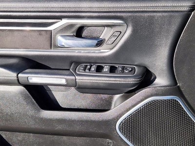 2023 RAM 1500 Laramie Crew Cab 4x4 5'7' Box