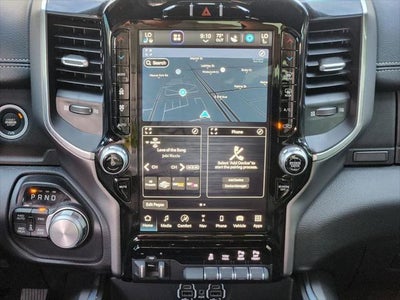 2022 RAM 1500 Laramie Crew Cab 4x4 5'7' Box