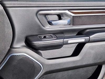 2022 RAM 1500 Laramie Crew Cab 4x4 5'7' Box