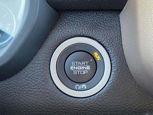 2022 RAM 1500 Laramie Crew Cab 4x4 5'7' Box