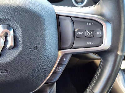 2024 RAM 1500 Laramie Crew Cab 4x4 5'7' Box