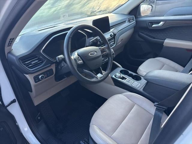 2020 Ford Escape Titanium Hybrid