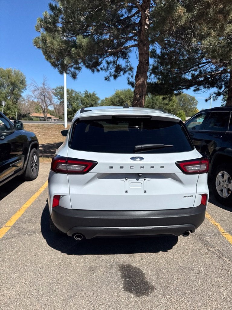 2025 Ford Escape ST-Line Select