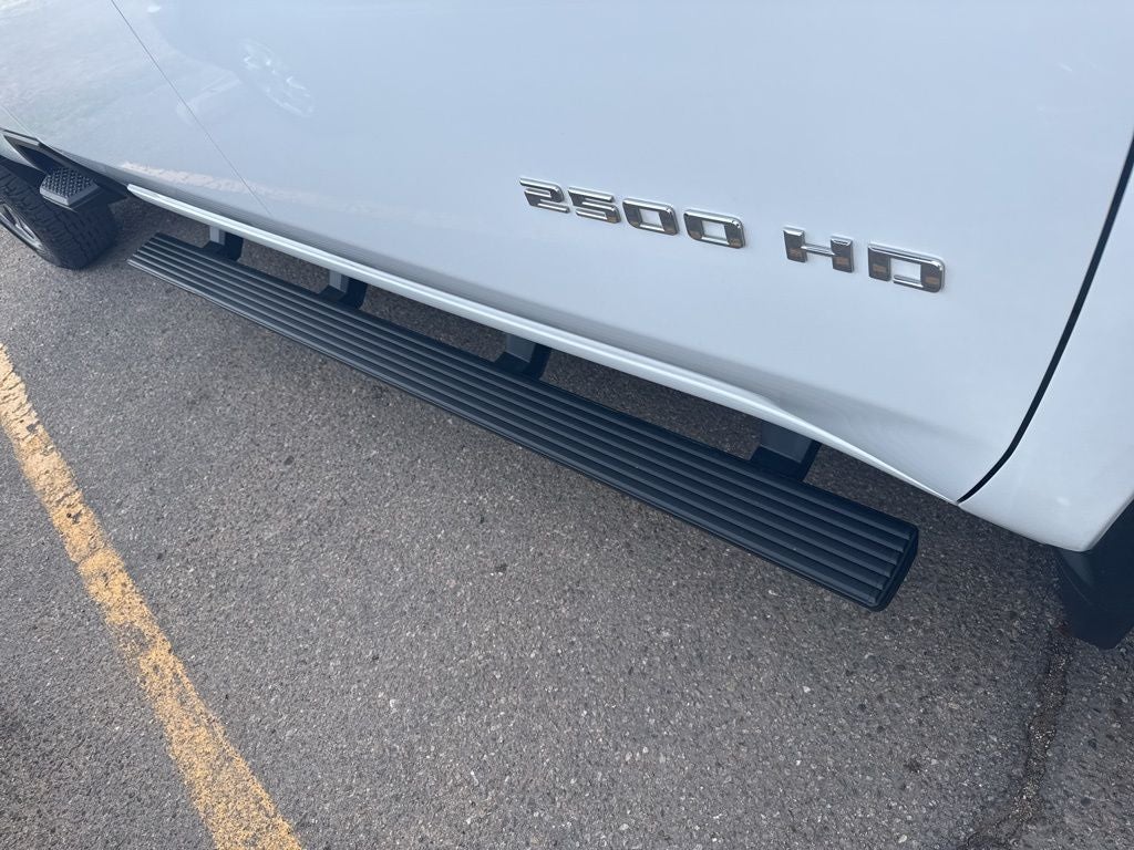 2021 Chevrolet Silverado 2500HD 4WD Crew Cab Long Bed Custom