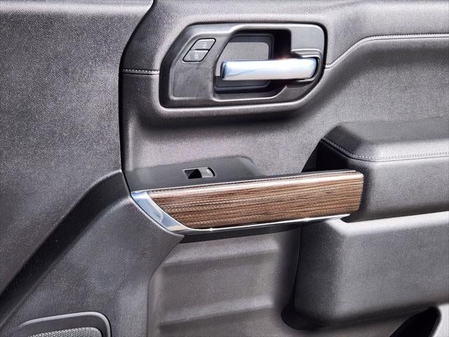2021 Chevrolet Silverado 1500 4WD Crew Cab Short Bed RST
