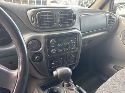 2002 Chevrolet TrailBlazer EXT LT