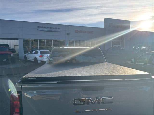 2024 GMC Sierra 1500 4WD Crew Cab Short Box Elevation with 3SB