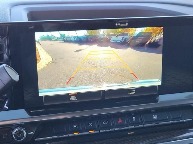 2024 GMC Sierra 1500 4WD Crew Cab Short Box Elevation with 3SB