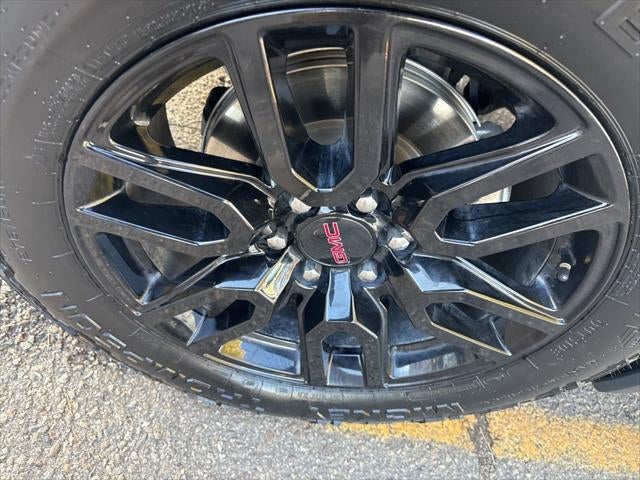 2024 GMC Sierra 1500 4WD Crew Cab Short Box Elevation with 3SB