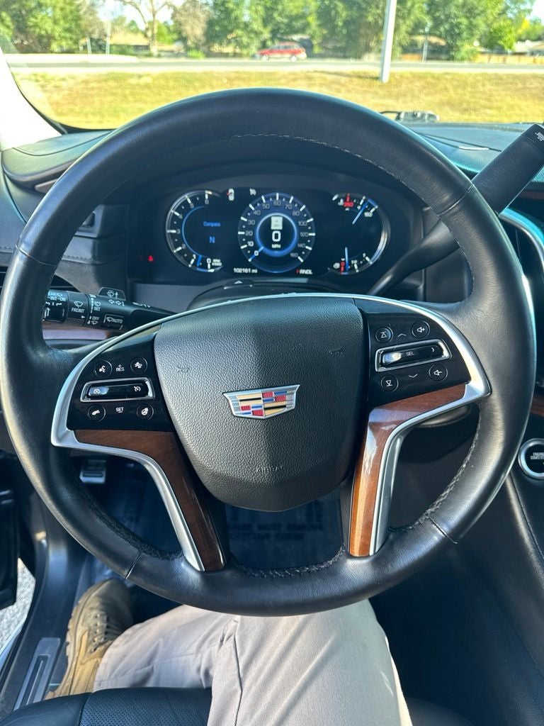 2017 Cadillac Escalade ESV Luxury