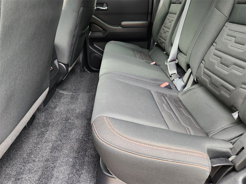 2023 Nissan Frontier Crew Cab PRO-4X 4x4