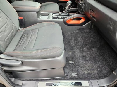 2023 Nissan Frontier Crew Cab PRO-4X 4x4