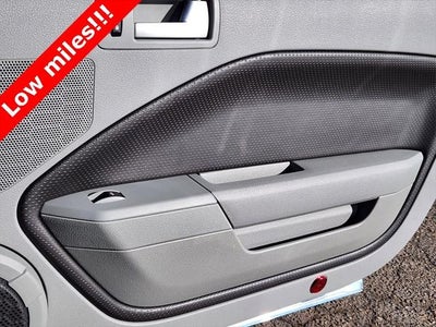 2007 Ford Mustang GT Deluxe