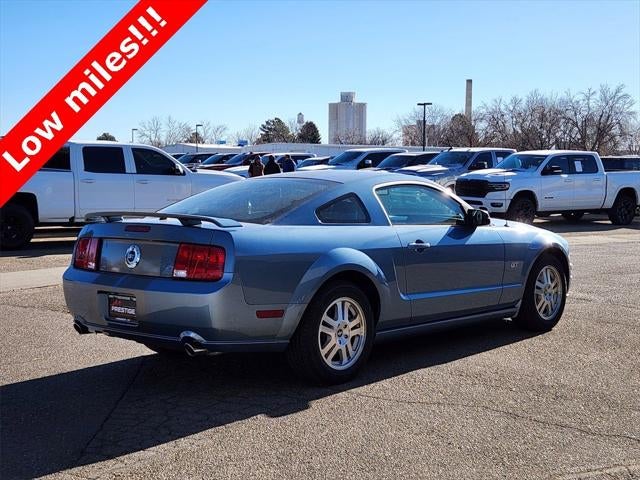 2007 Ford Mustang GT Deluxe