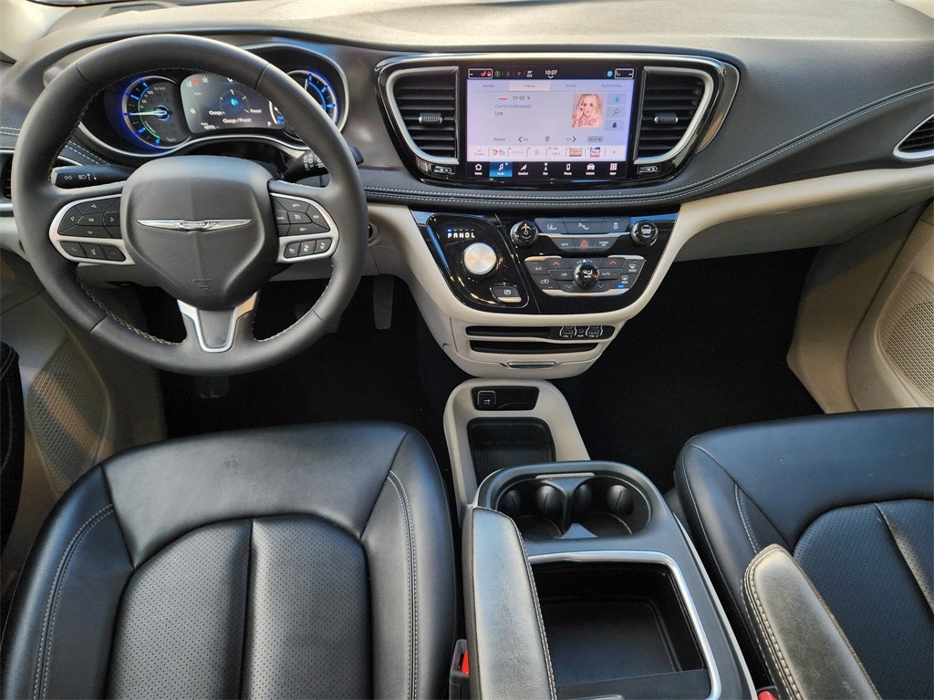 2024 Chrysler Pacifica Hybrid Select