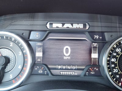 2024 RAM 3500 Laramie Crew Cab 4x4 8' Box