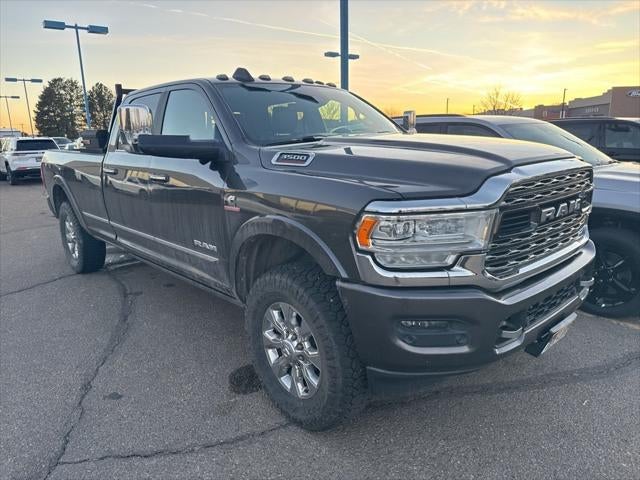 2019 RAM 3500 Limited Crew Cab 4x4 8' Box