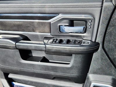 2021 RAM 2500 Laramie Crew Cab 4x4 6'4' Box