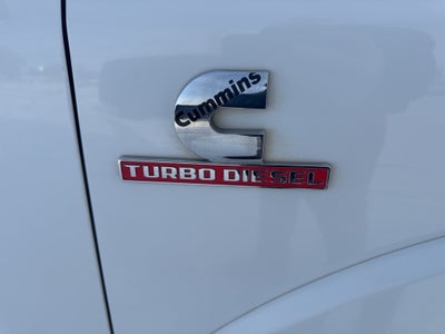 2022 RAM 2500 Laramie Crew Cab 4x4 6'4' Box