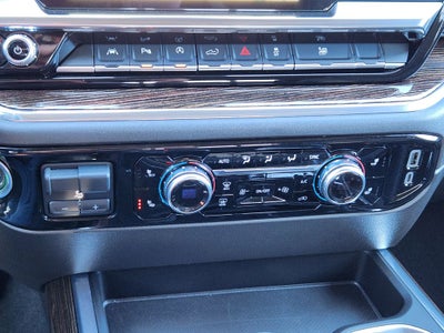 2025 GMC Sierra 1500 4WD Crew Cab Standard Box Elevation