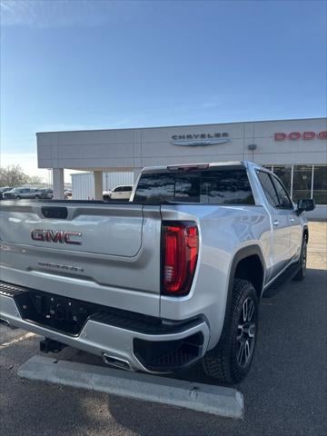 2022 GMC Sierra 1500 4WD Crew Cab Short Box AT4