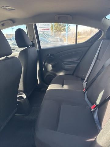 2019 Nissan Versa 1.6 S+