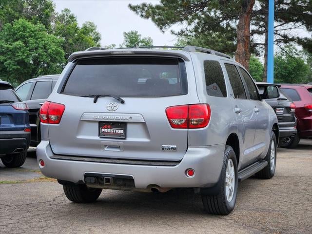 2011 Toyota Sequoia SR5 5.7L