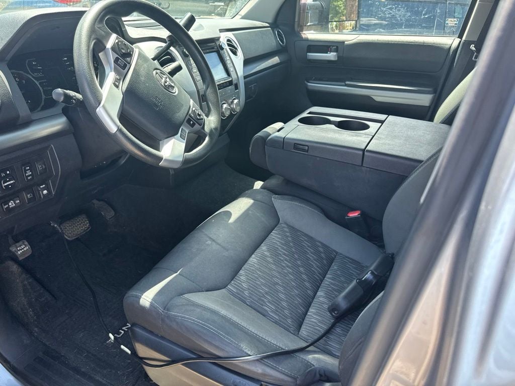 2019 Toyota Tundra SR5 5.7L V8