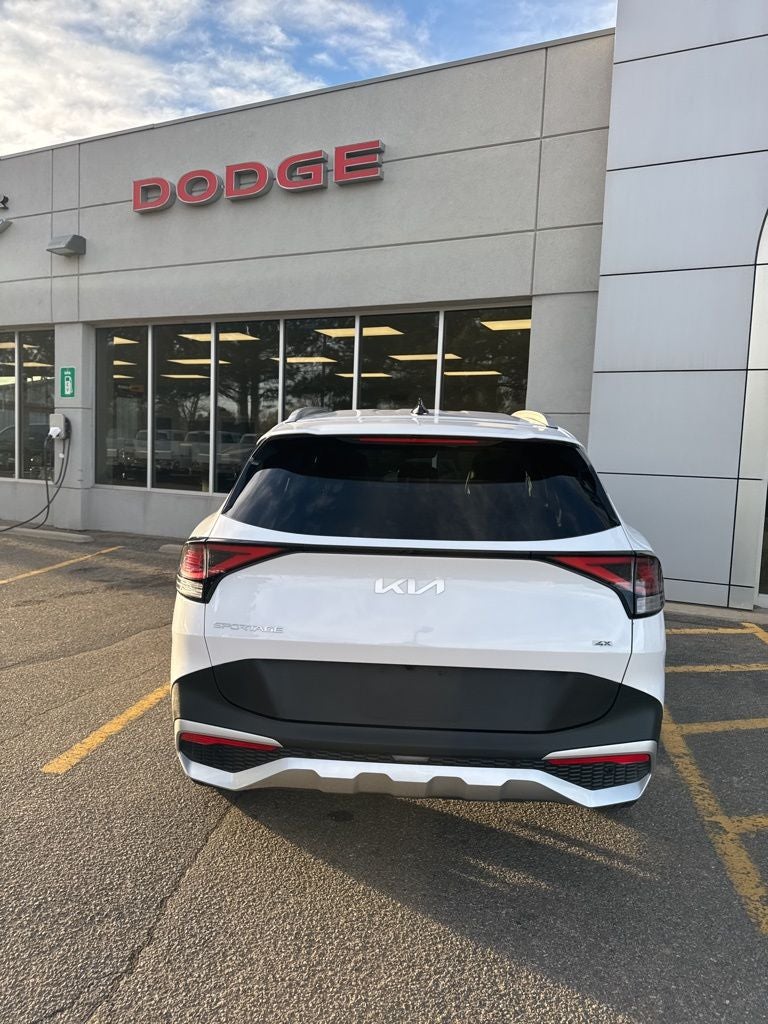 2025 Kia Sportage EX