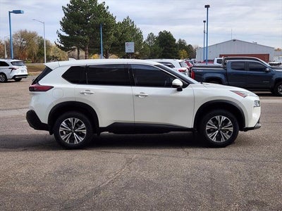 2021 Nissan Rogue SV FWD