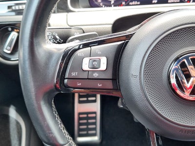 2019 Volkswagen Golf R 2.0T w/DCC & Navigation