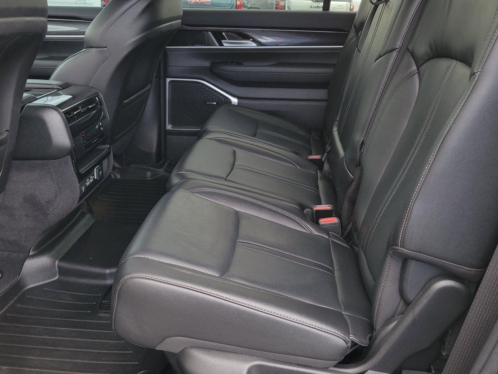 2022 Jeep Wagoneer Series I