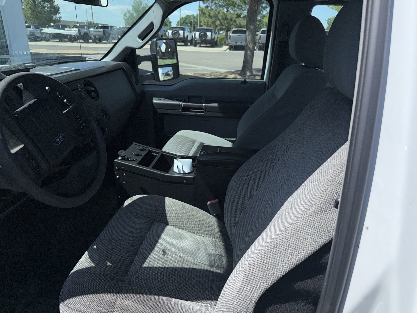 2015 Ford Super Duty F-550 DRW XL