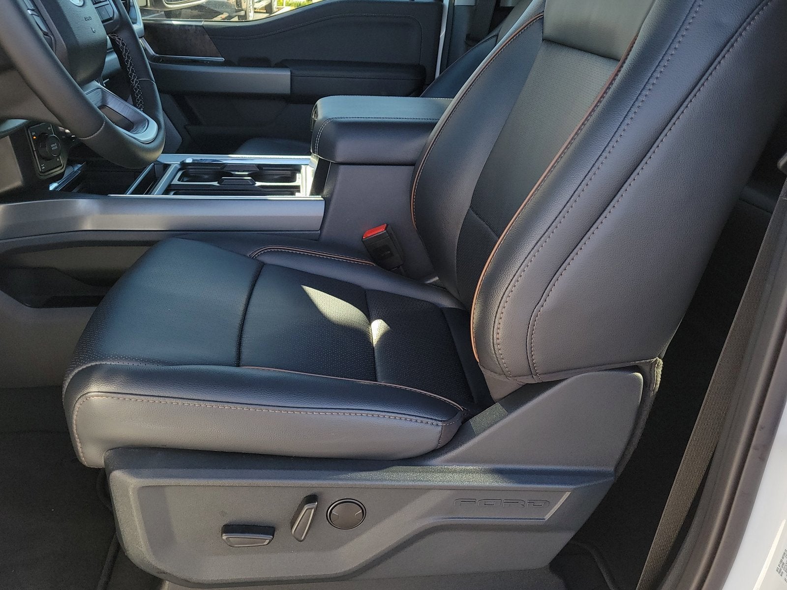 2025 Ford Super Duty F-350 SRW XL