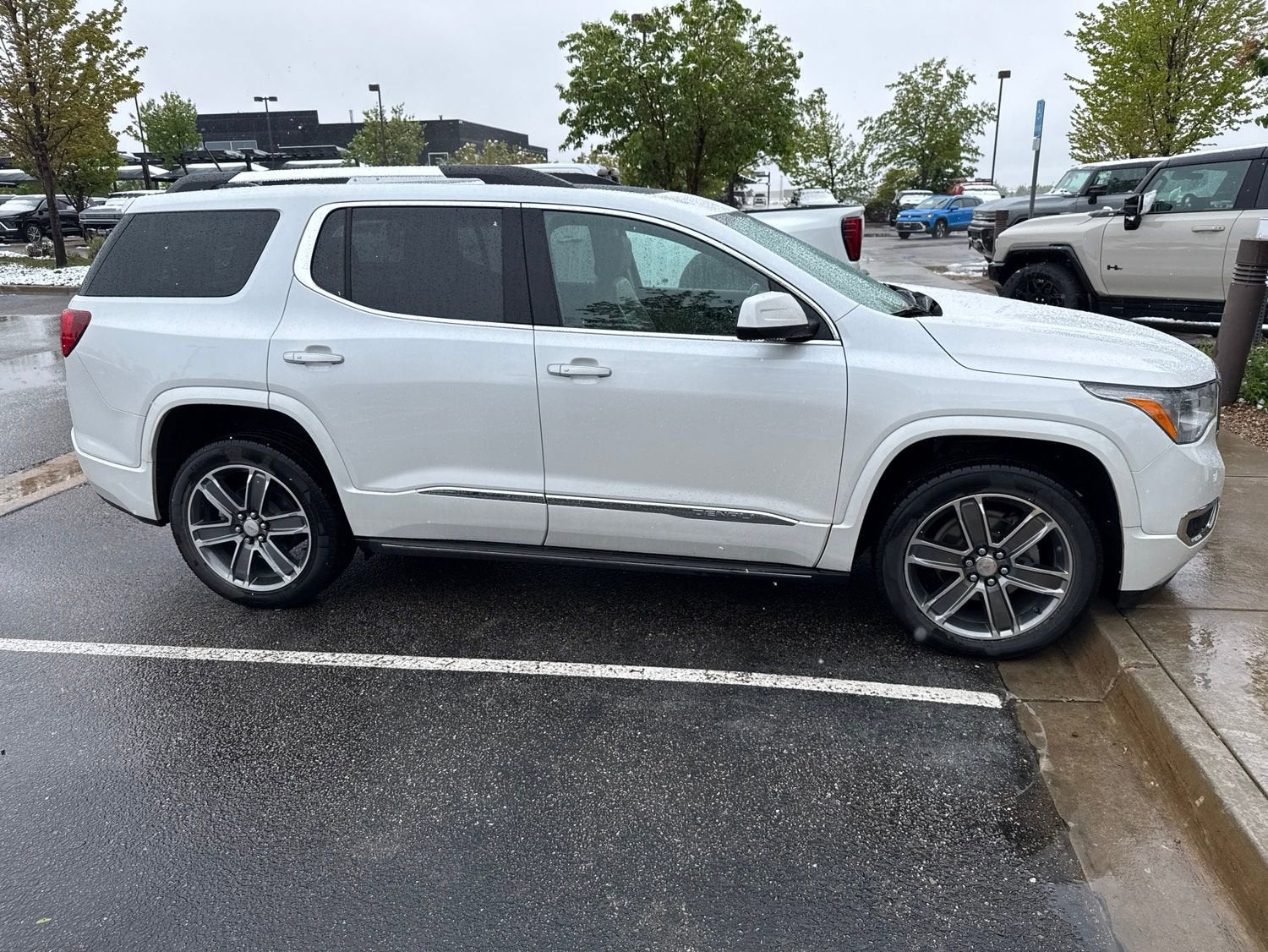 2019 GMC Acadia Denali