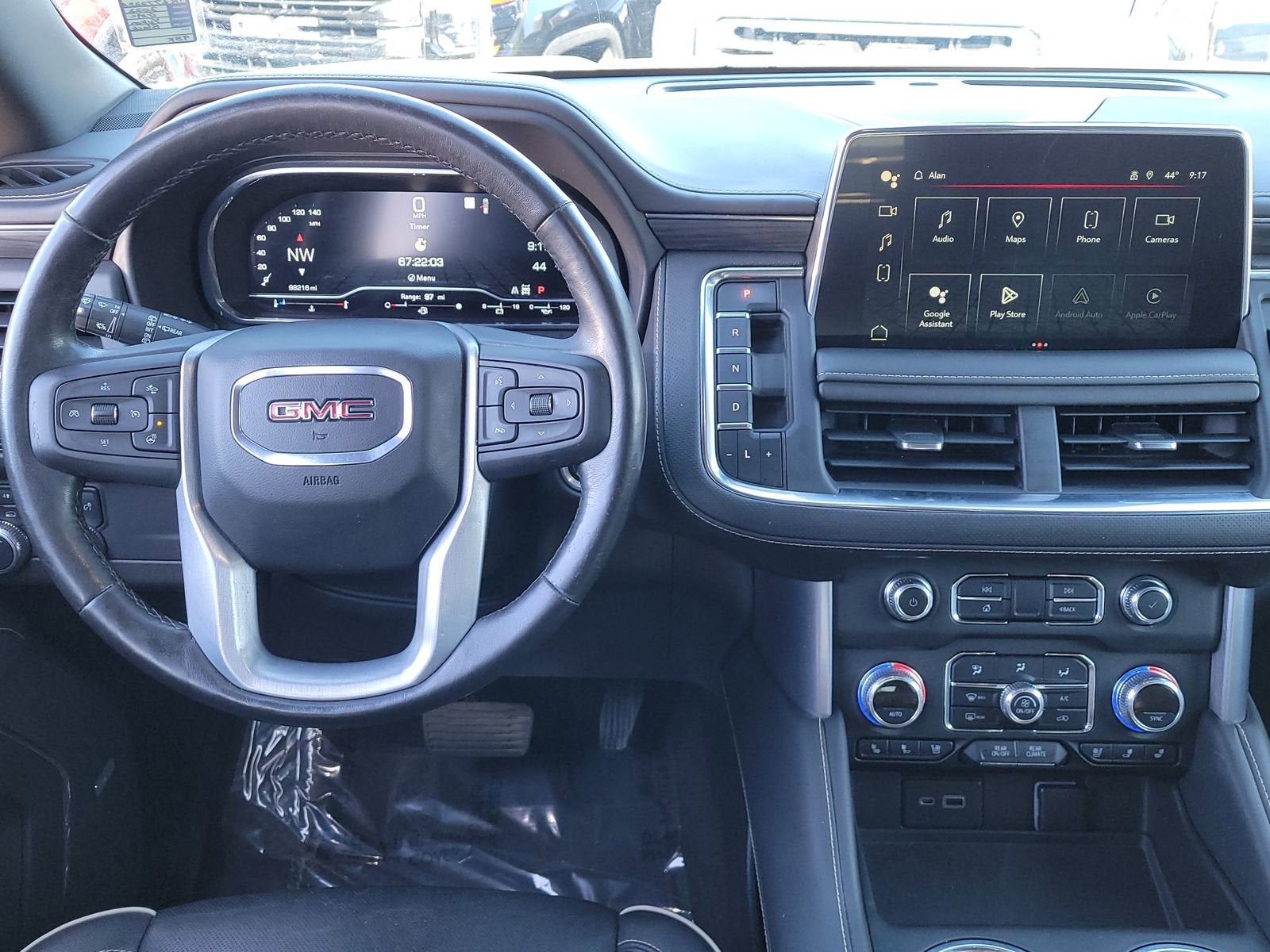 2022 GMC Yukon SLT