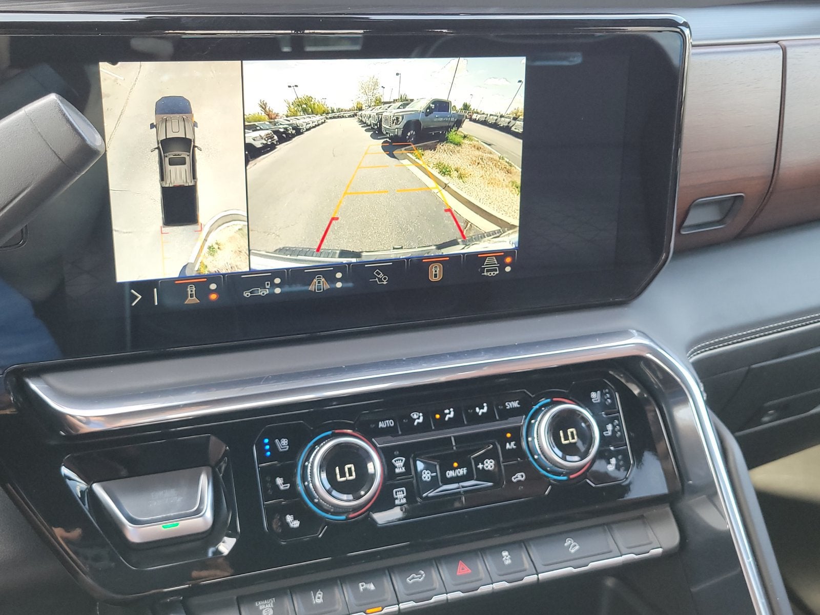 2024 GMC Sierra 2500 HD Denali Ultimate